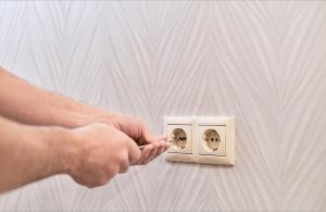 نصب کلید و پریز